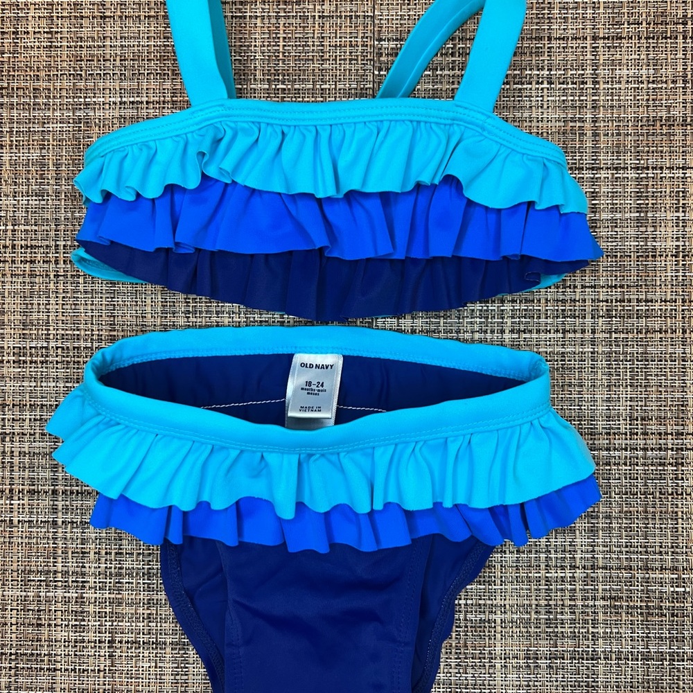 Little girls size 18-24 months blue two piece swimsuit, old navy brand